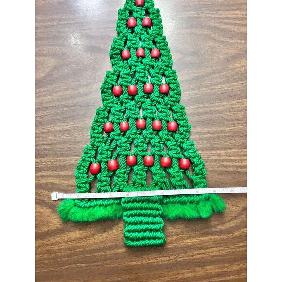 Macrame Handmade Christmas Tree Wall Hanging Large Green Red Wood Beads - Picture 6 of 7